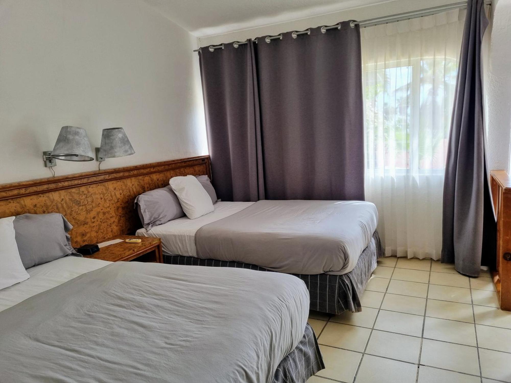 Buena Vista Oceanfront & Hot Springs Resort Buenavista  Bagian luar foto