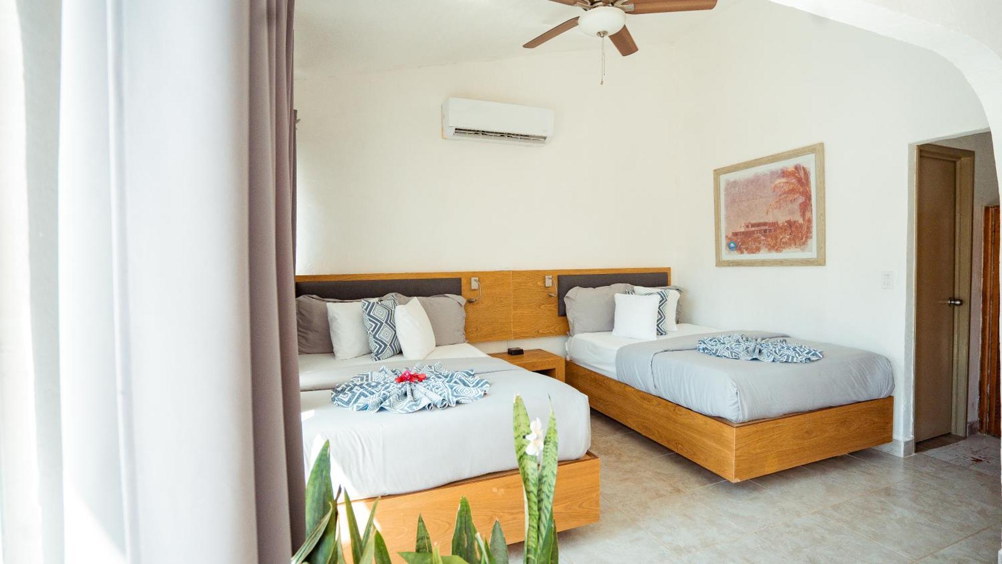 Buena Vista Oceanfront & Hot Springs Resort Buenavista  Bagian luar foto